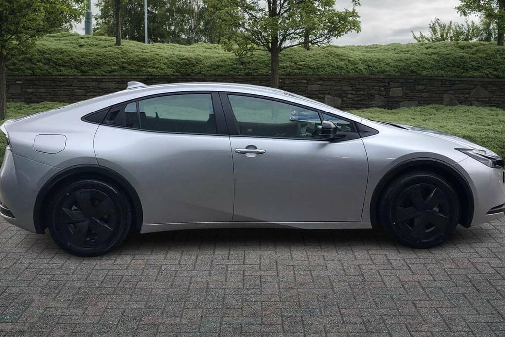 Toyota Prius 2.0 Phev Design Cvt VU75ZYK Silver #6