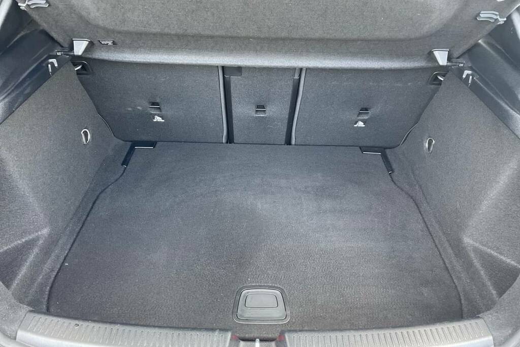 Mercedes-Benz A Class A200d Amg Line Executive YY73OXN Blue #2