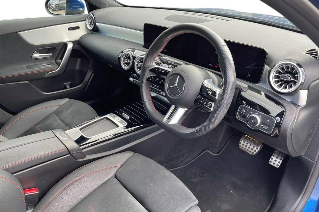 Mercedes-Benz A Class A200d Amg Line Executive YY73OXN Blue #4