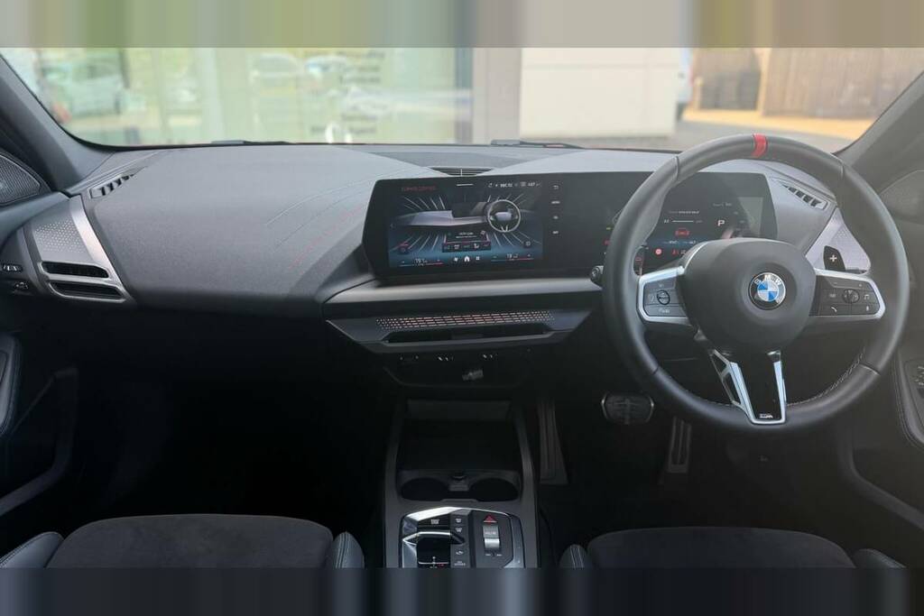 BMW 1 Series M135 Xdrive Step BX75OAC Red #4