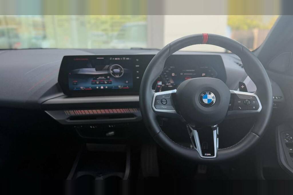 BMW 1 Series M135 Xdrive Step BX75OAC Red #5