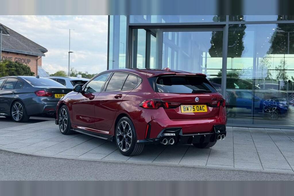 BMW 1 Series M135 Xdrive Step Red