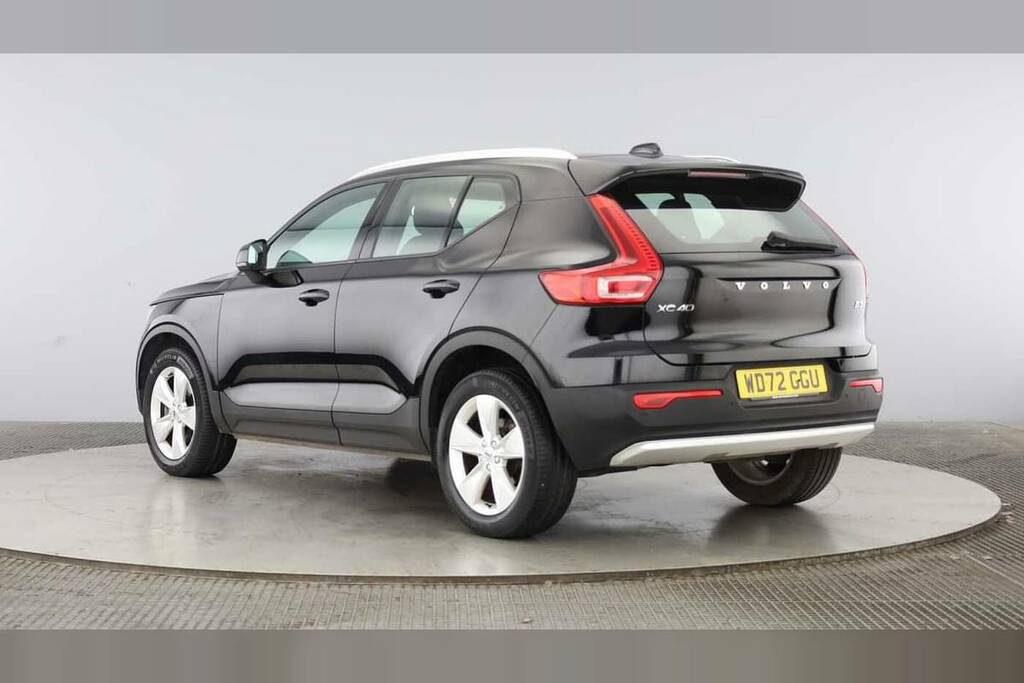 Volvo XC40 2.0 B3p Core WD72GGU Black #2
