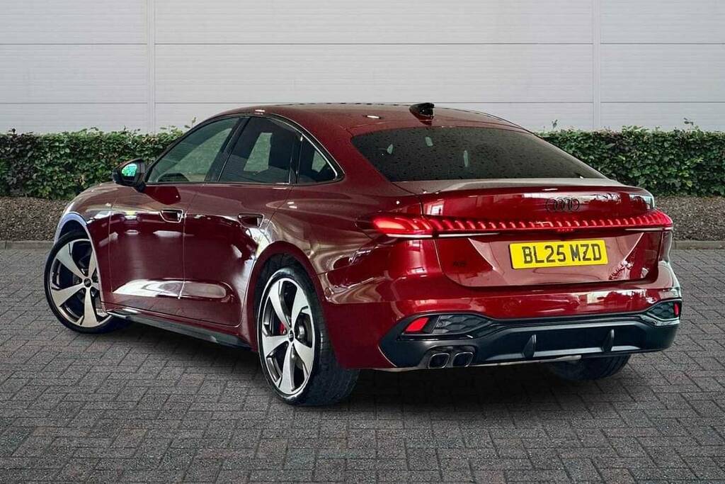Audi A5 2.0 Tdi 204 Edition 1 S Tronic BL25MZD Red #3