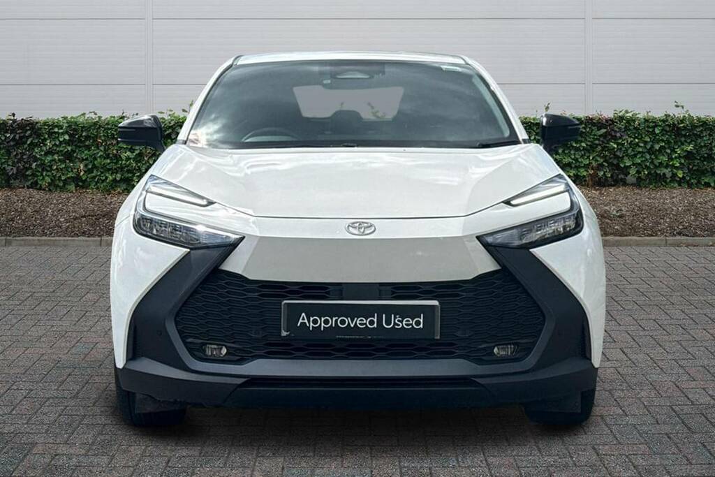 Toyota C-Hr 1.8 Hybrid Design Cvt FG25EXH White #3