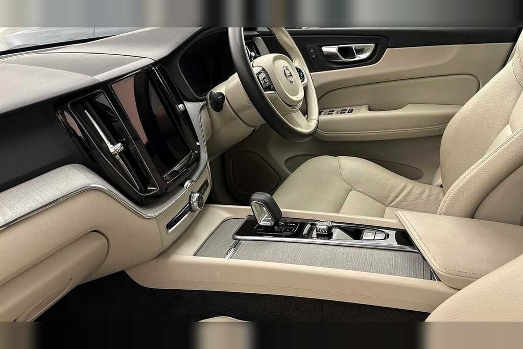 Volvo XC60 2.0 B5p Core Awd Geartronic RO25OMP Grey #6