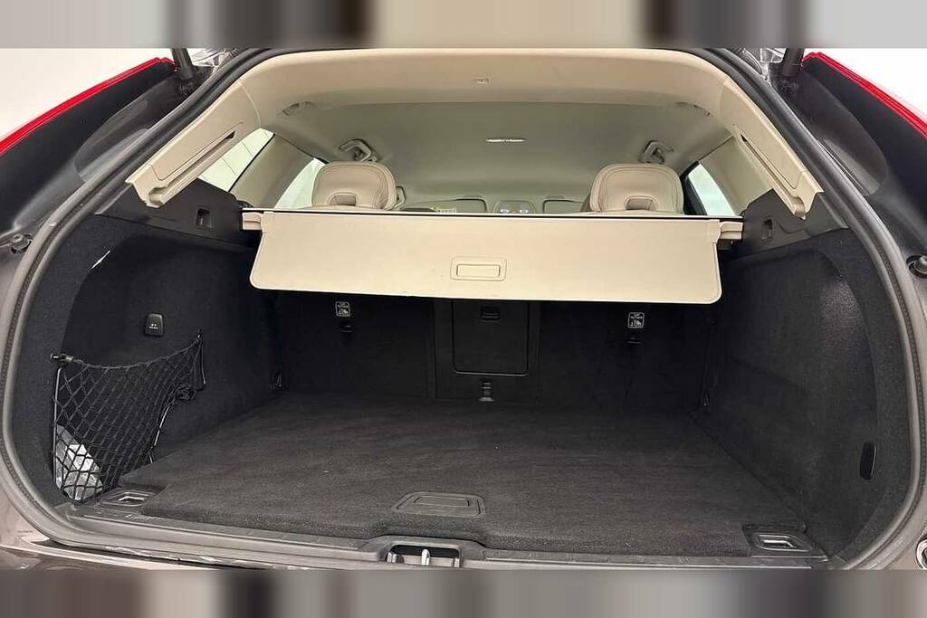 Volvo XC60 2.0 B5p Core Awd Geartronic RO25OMP Grey #5