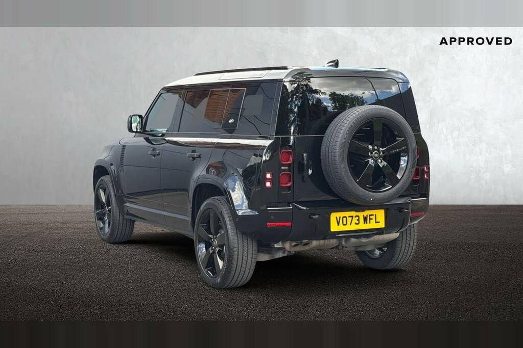 Land Rover Defender 110 3.0 D300 X-dynamic Hse 110 VO73WFL Black #2