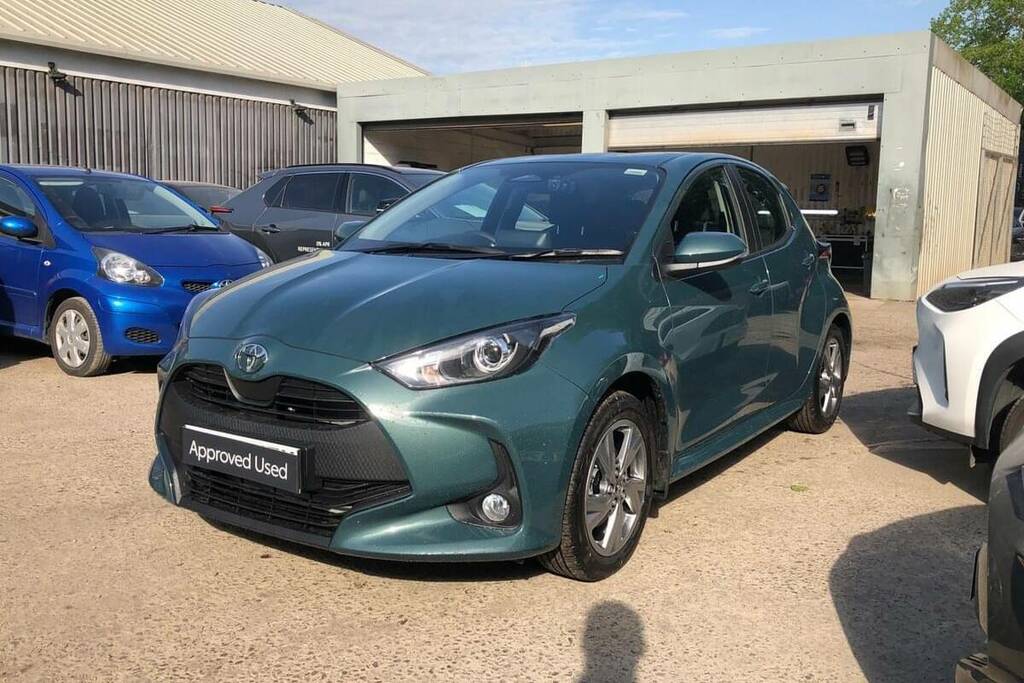 Toyota Yaris 1.5 Hybrid Icon Cvt VK26UEM Green #6