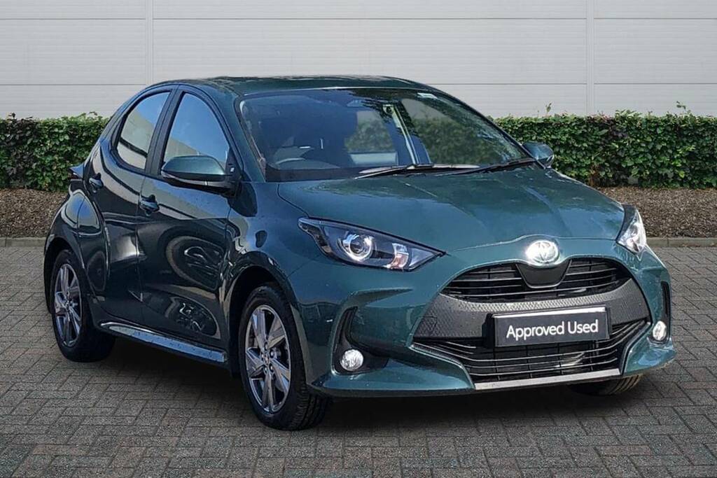 Toyota Yaris 1.5 Hybrid Icon Cvt Green