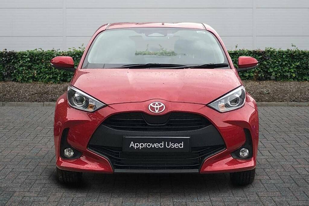 Toyota Yaris 1.5 Hybrid Icon Cvt VK26TBY #3