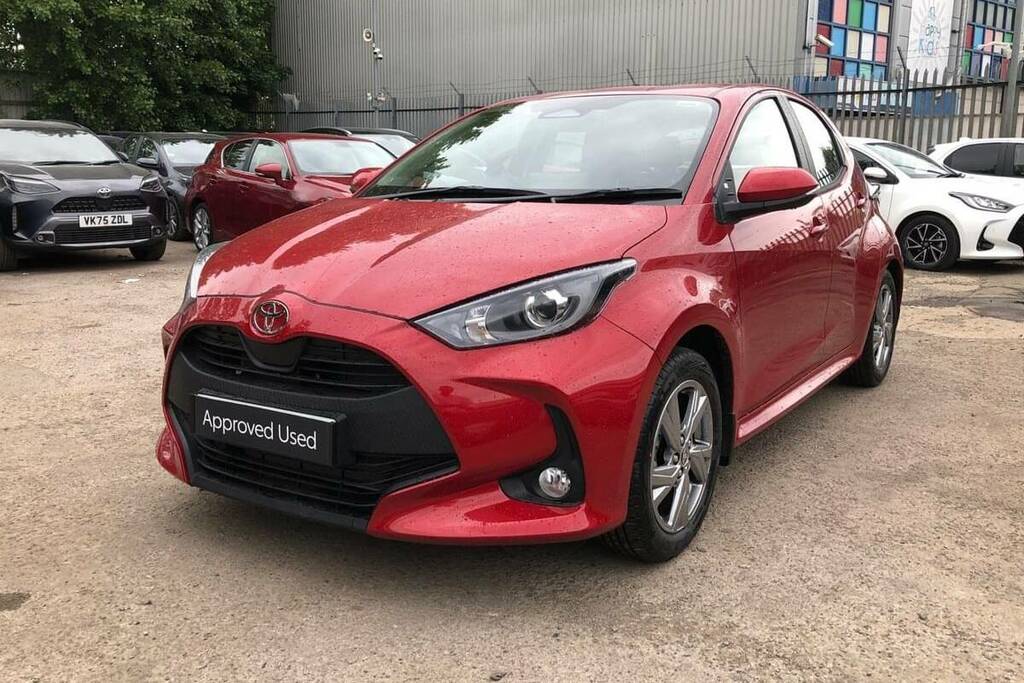 Toyota Yaris 1.5 Hybrid Icon Cvt VK26TBY #6