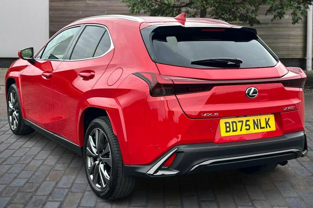 Lexus UX 300H 2.0 F-sport Cvt #3