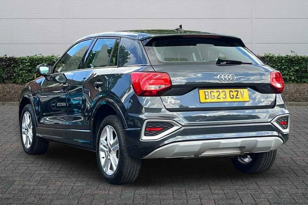 Audi Q2 30 Tfsi Sport Grey #3