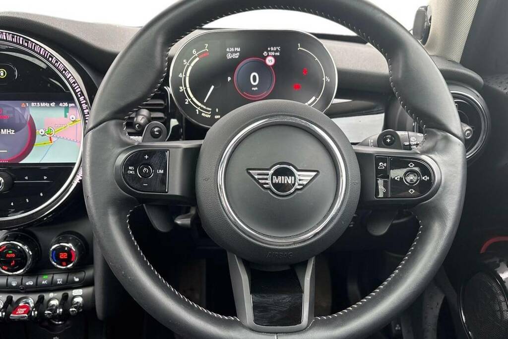 Mini Hatch 5-Door Cooper S Classic HF24OJN Silver #5