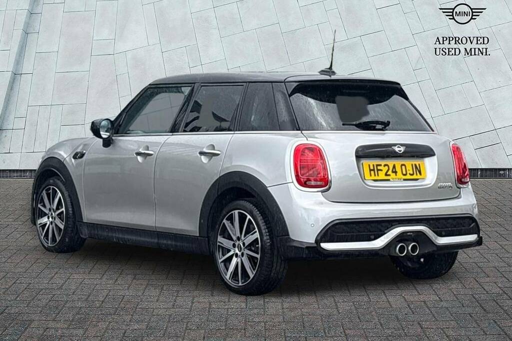 Mini Hatch 5-Door Cooper S Classic HF24OJN Silver #2