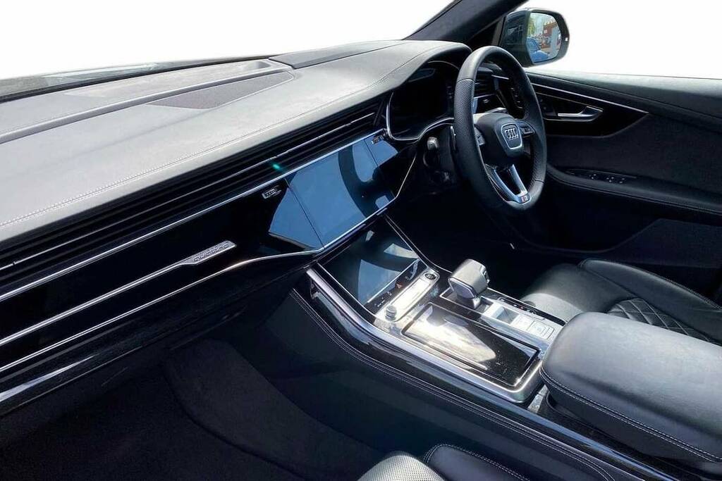 Audi Q8 55 Tfsi Quattro Vorsprung Tiptronic VN23BNK Black #2