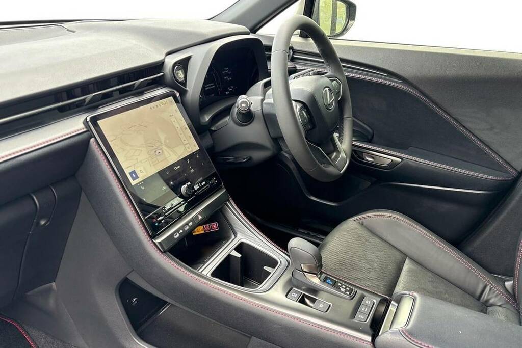 Lexus LBX 1.5 Premium Plus E-cvt WP74LRZ Grey #5