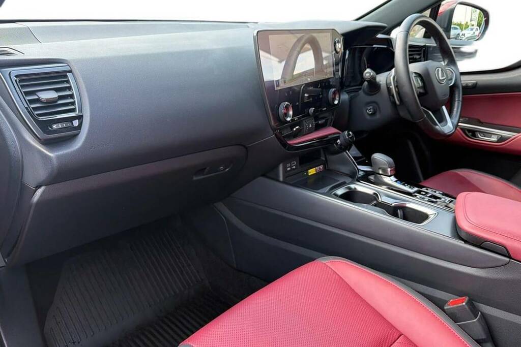 Lexus NX 450H 2.5 E-cvt Premium Pack BP23FFO Red #5