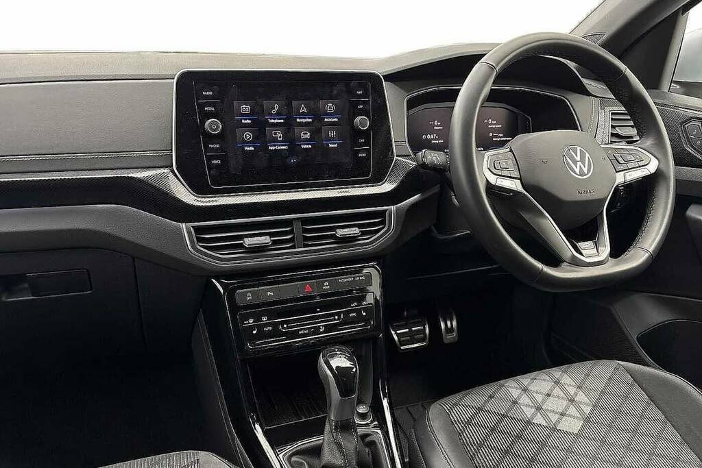 Volkswagen T-Cross 1.0 Tsi 115 R-line Dsg KJ25BSX Silver #2