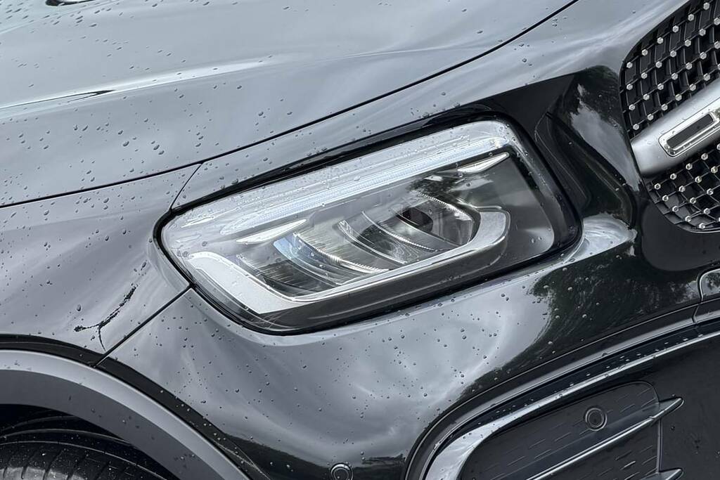 Mercedes-Benz GLB Class 200 Amg Line Executive 7G-tronic KT25USV Black #5