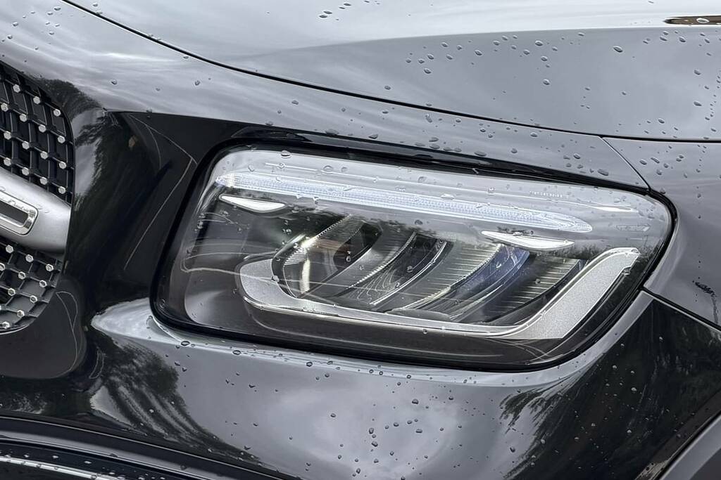 Mercedes-Benz GLB Class 200 Amg Line Executive 7G-tronic KT25USV Black #6