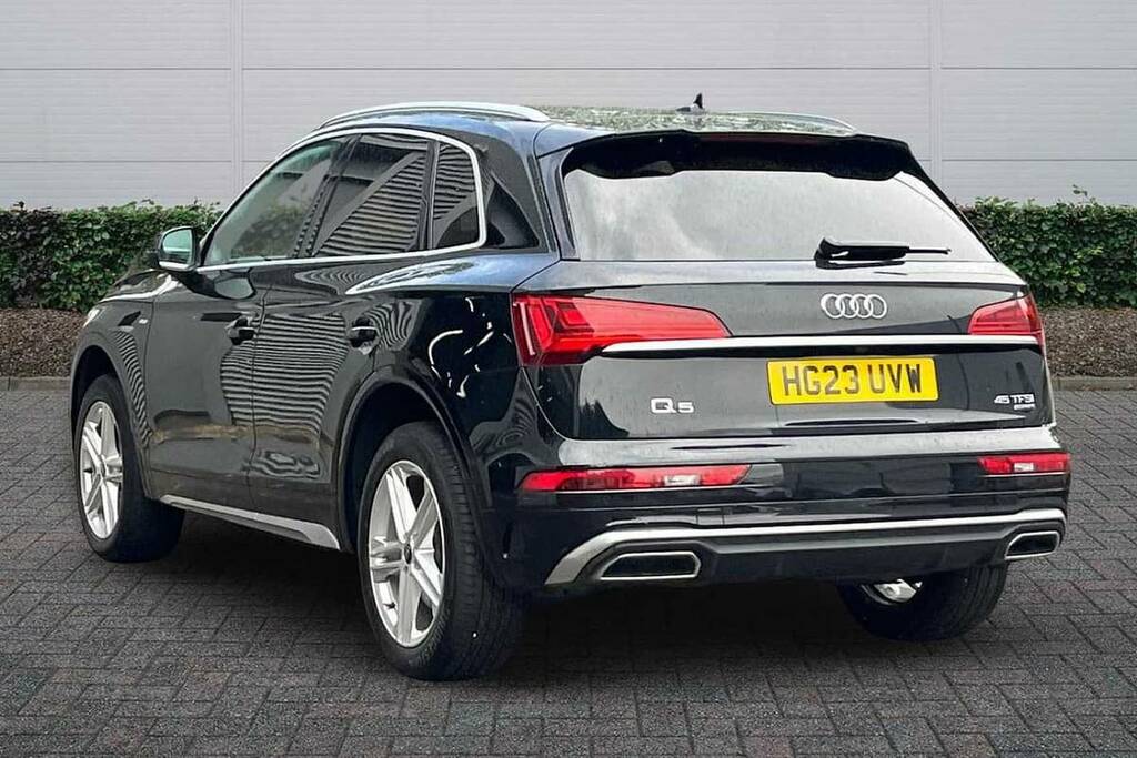 Audi Q5 45 Tfsi Quattro S Line S Tronic HG23UVW Black #3