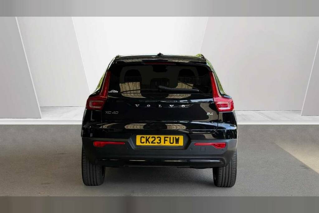 Volvo XC40 2.0 B4p Ultimate Dark CK23FUW Black #6
