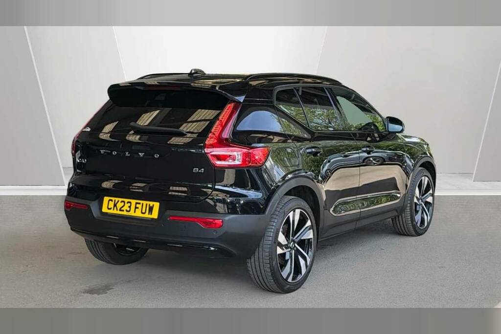 Volvo XC40 2.0 B4p Ultimate Dark Black