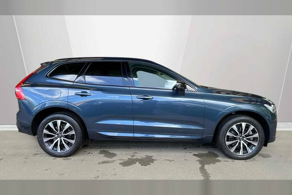 Volvo XC60 2.0 B5p Plus Dark Awd Geartronic CF23KNY Blue #3