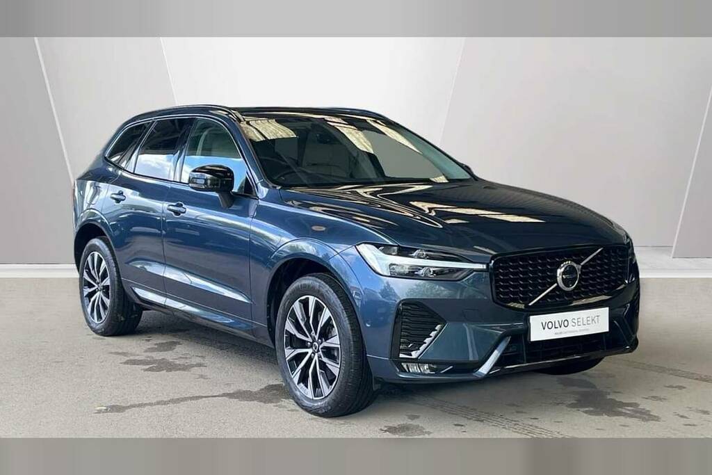 Volvo XC60 2.0 B5p Plus Dark Awd Geartronic Blue