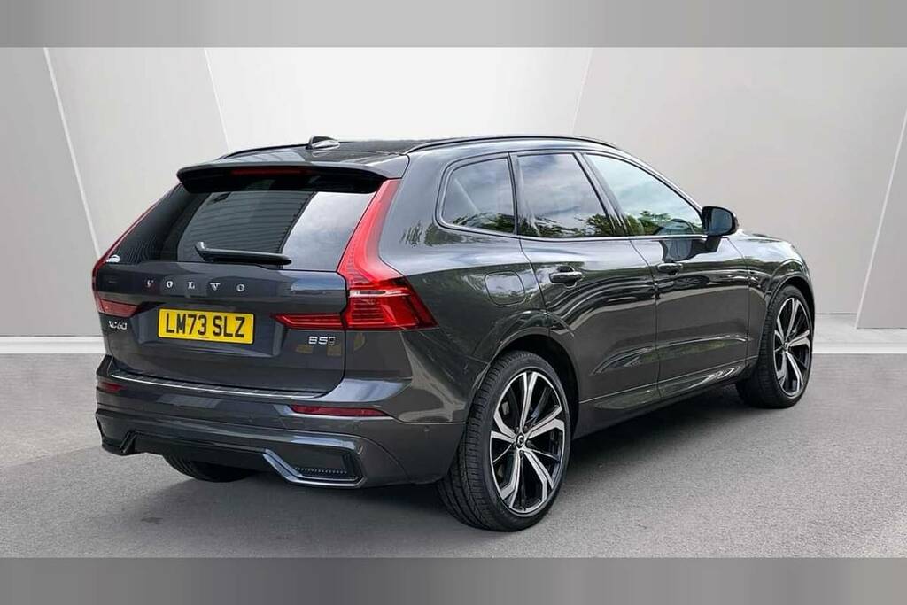 Volvo XC60 2.0 B5p Ultimate Dark Awd Geartronic Grey