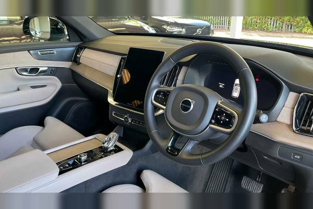 Volvo XC90 2.0 B5p Plus Dark Awd Geartronic RA74LUB Black #4