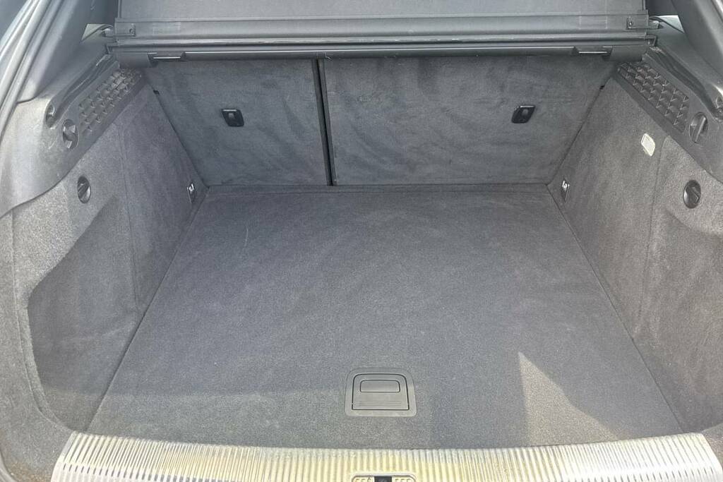 Audi Q3 2.0 Tdi 184 Quattro S Line Plus S Tronic GC16JYB Grey #2