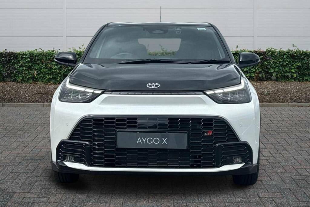 Toyota Aygo X 1.5 Hybrid Gr Sport Cvt White #3