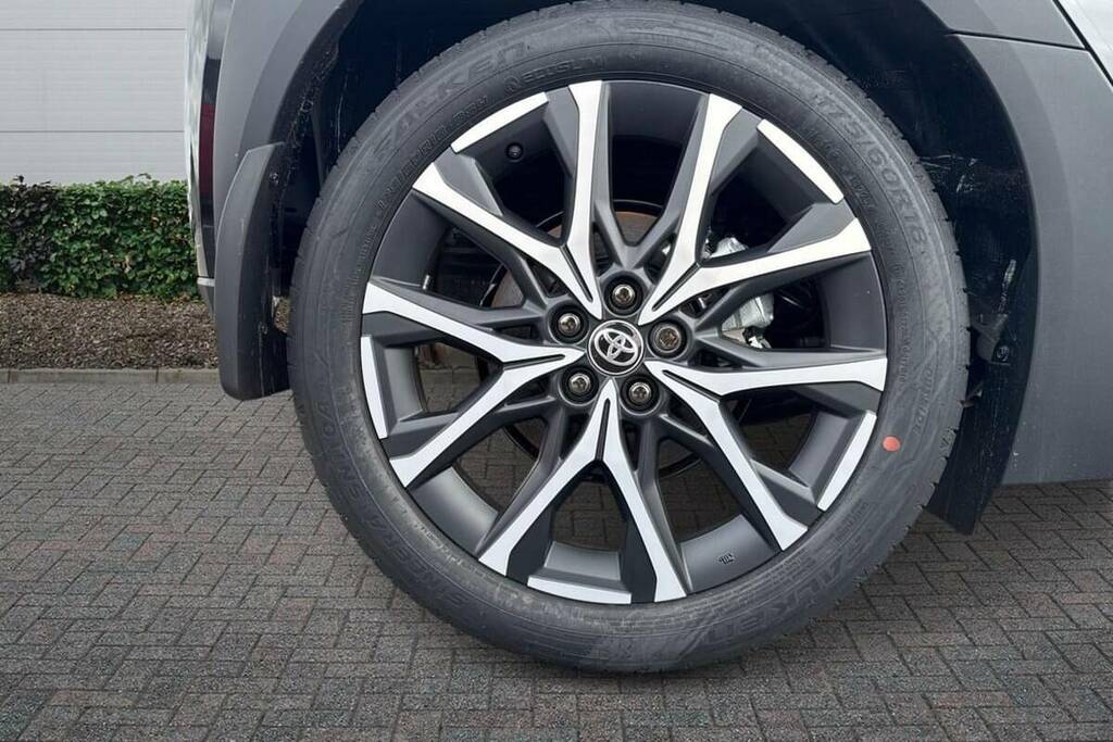 Toyota Aygo X 1.5 Hybrid Gr Sport Cvt White #6