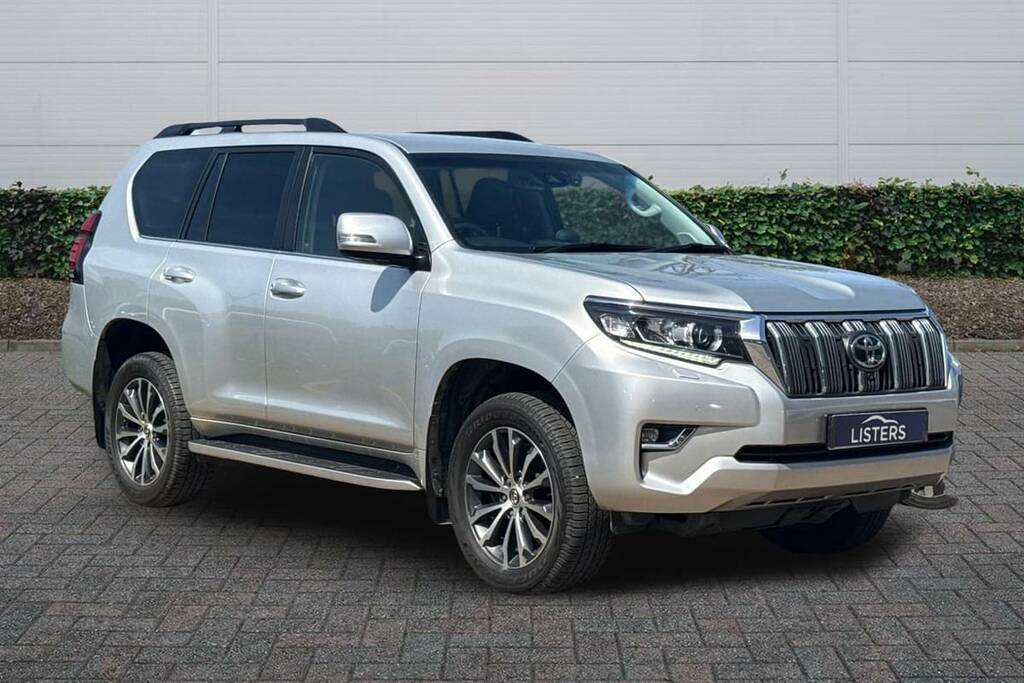 Toyota Land Cruiser 2.8 D-4d Invincible 7 Seats Silver