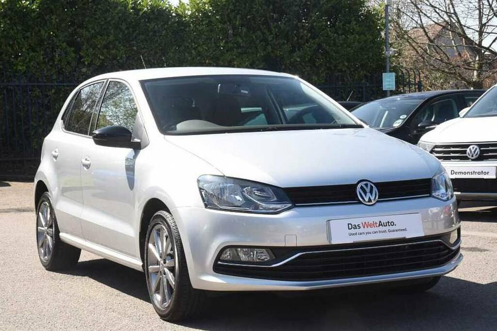 Volkswagen Polo 1.2 Tsi Se Design Silver