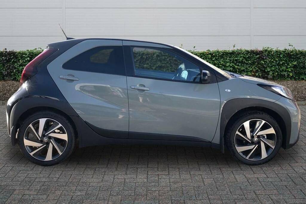 Toyota Aygo X 1.0 Vvt-i Edge VO75NNK #4