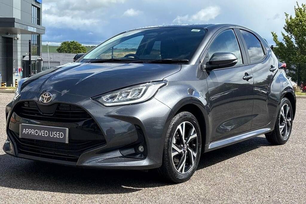 Toyota Yaris 1.5 Hybrid Design Cvt FG25ENC Grey #3