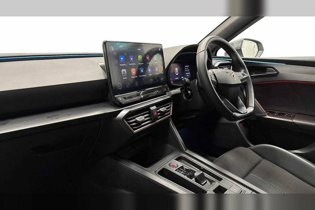 Cupra Leon 1.4 Ehybrid Vz2 Design Edition Dsg White #2