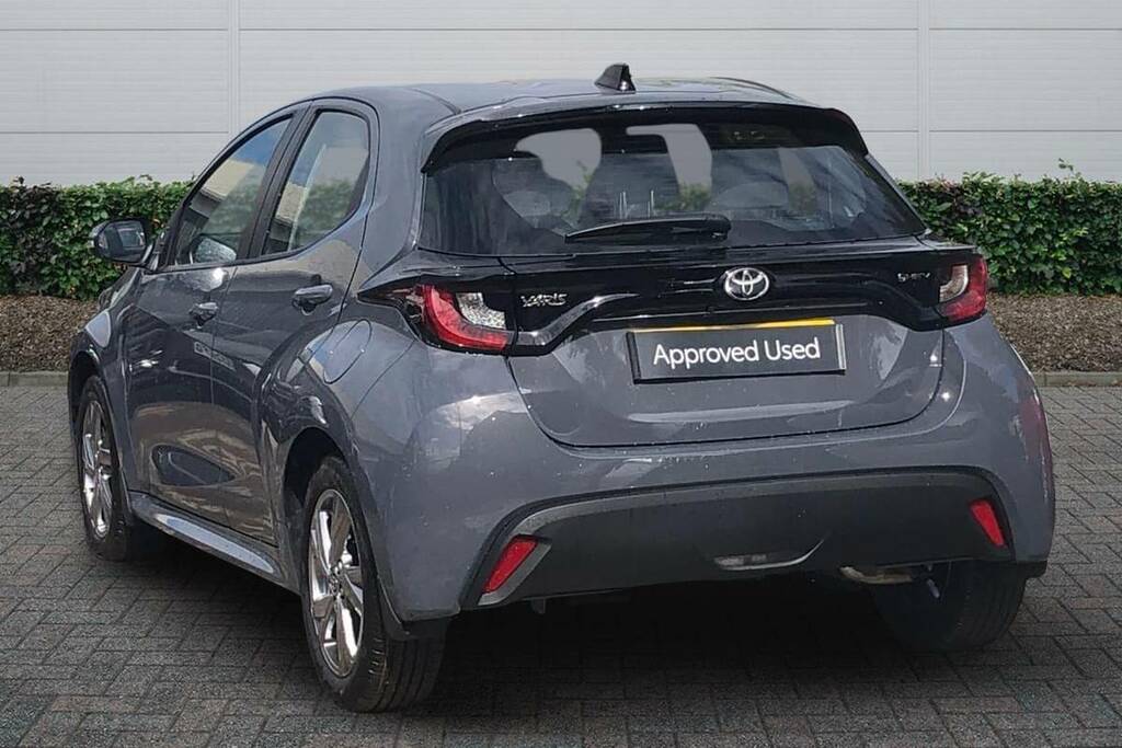Toyota Yaris 1.5 Hybrid Icon Cvt Blue #2
