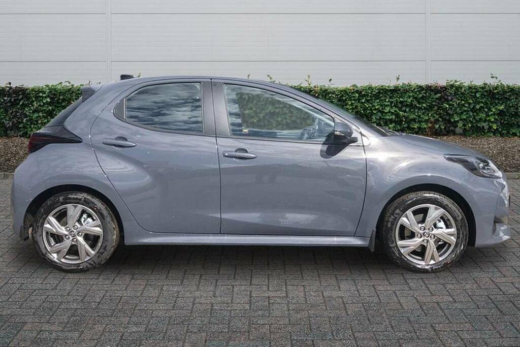 Toyota Yaris 1.5 Hybrid Icon Cvt Blue #5