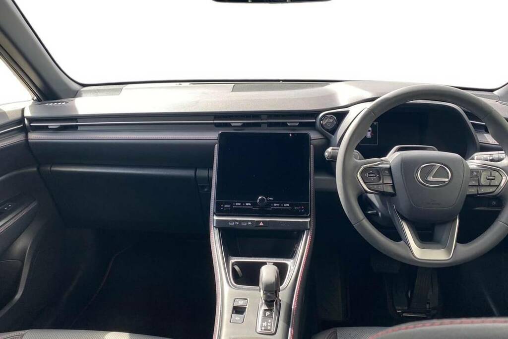 Lexus LBX 1.5 Premium E-cvt FV24ULH White #6