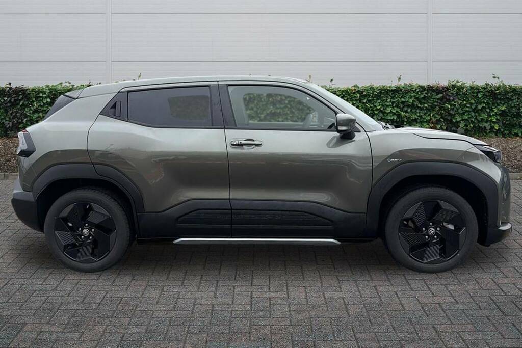 Toyota Urban Cruiser 128Kw Design 61Kwh #5