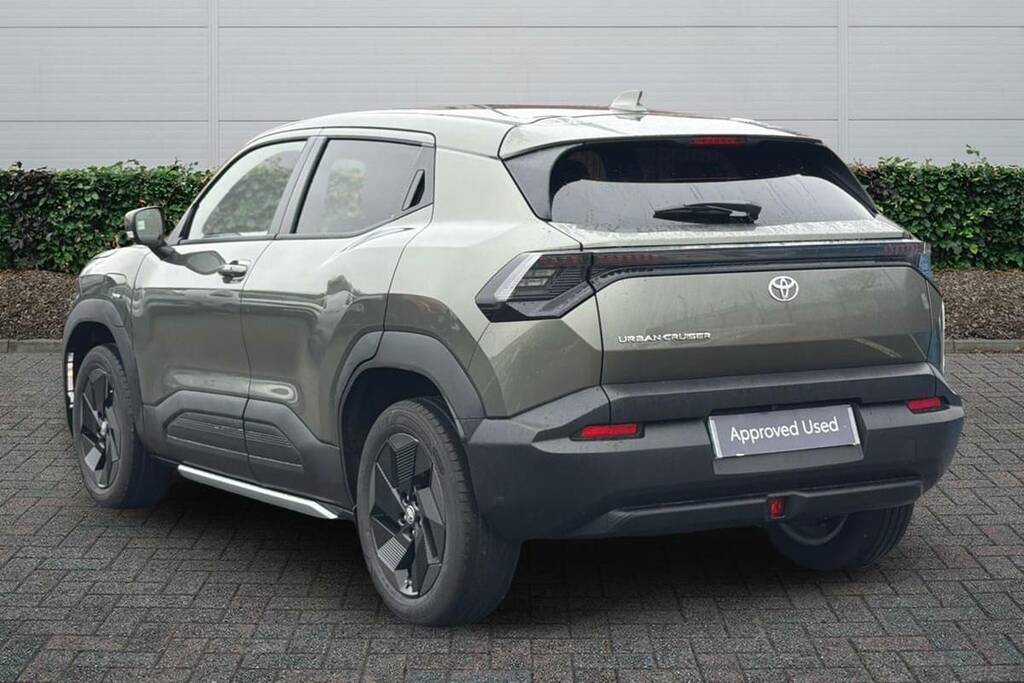 Toyota Urban Cruiser 128Kw Design 61Kwh #2