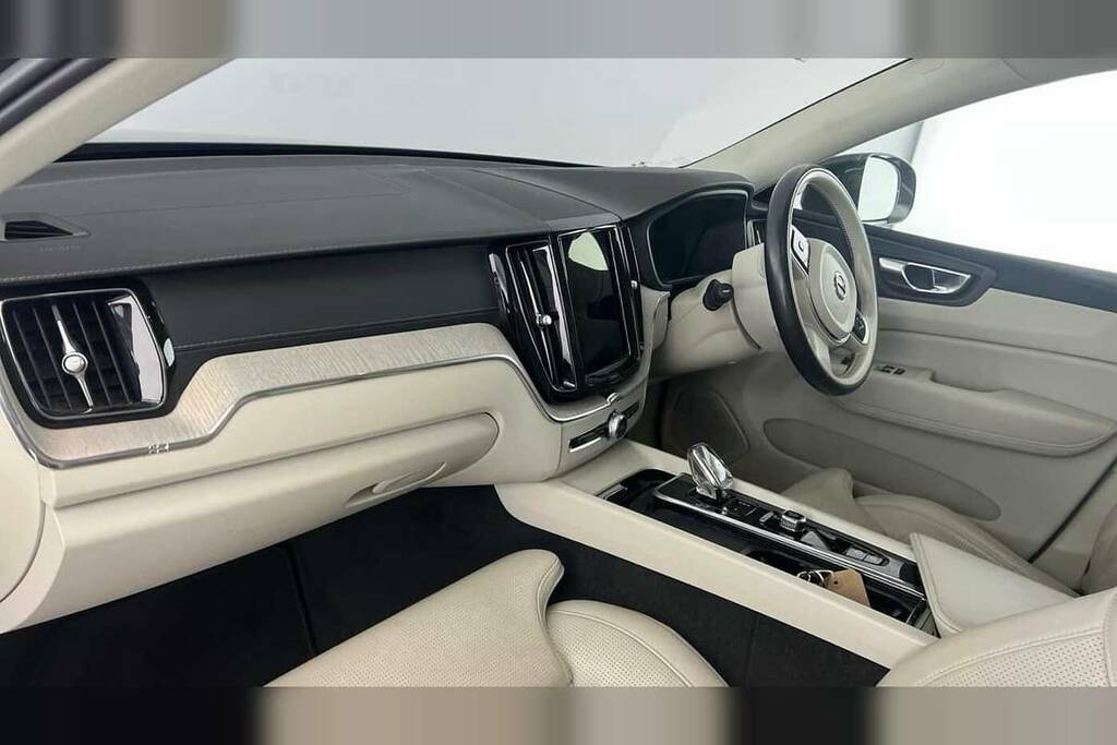 Volvo XC60 2.0 T6 Recharge Phev Inscription Awd AU22LSK Grey #6