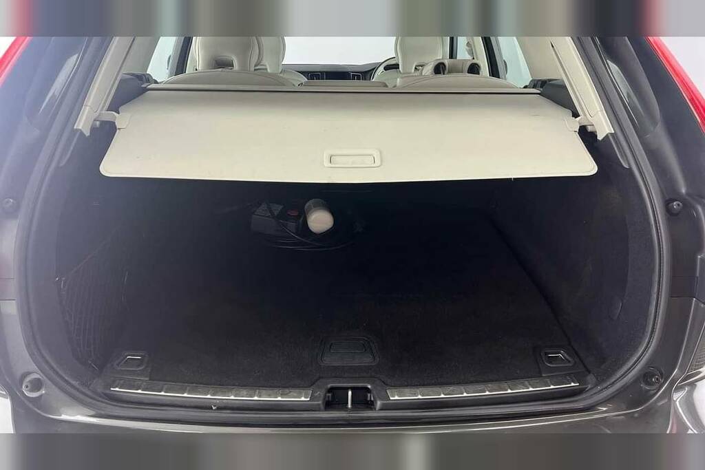 Volvo XC60 2.0 T6 Recharge Phev Inscription Awd AU22LSK Grey #5