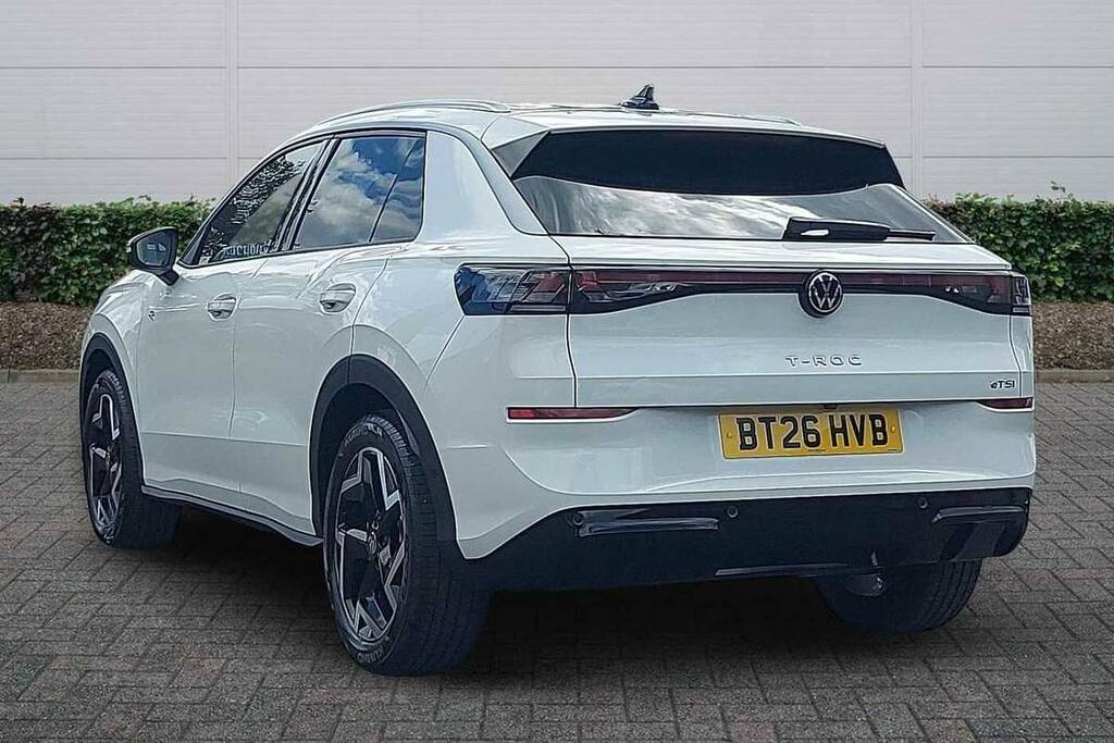 Volkswagen T-Roc 1.5 Etsi 150 R-line Dsg BT26HVB White #3