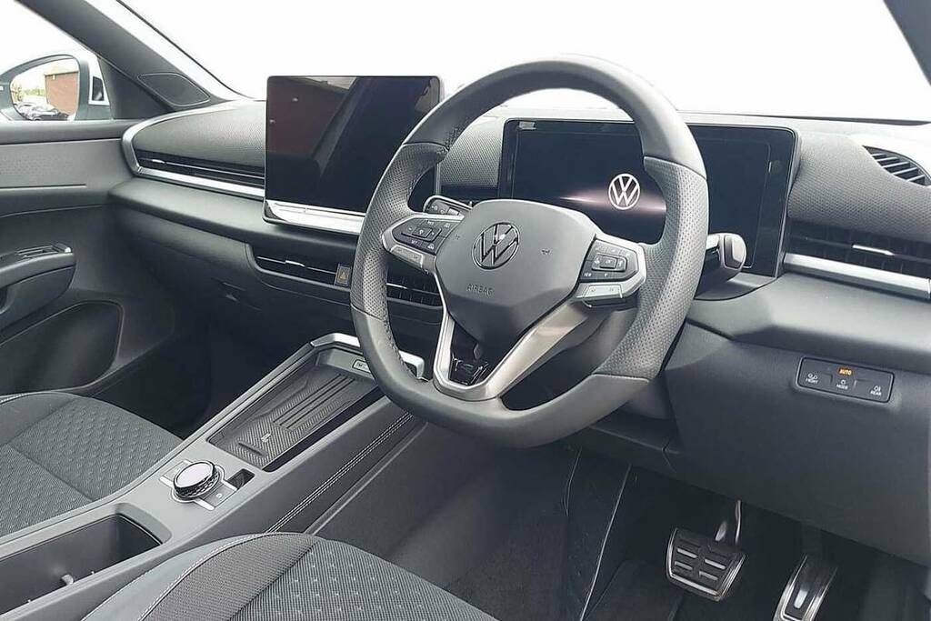 Volkswagen T-Roc 1.5 Etsi 150 R-line Dsg BT26HVB White #6